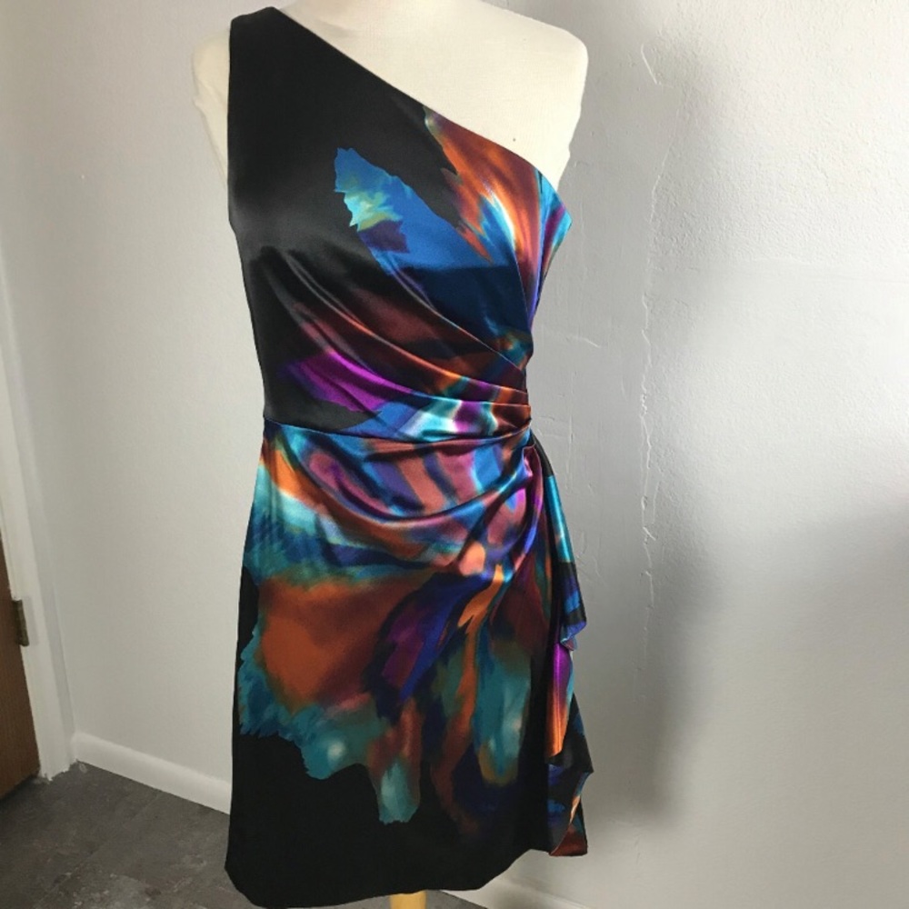 💕Rutched dress! (Gorgeous!!)